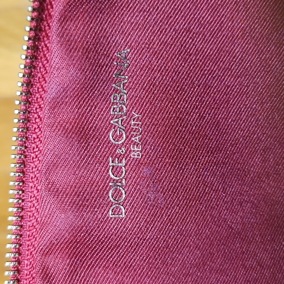 Dolce & Gabbana Beauty Cosmetic Bag Red Velvet Pouch - Picture 7 of 7